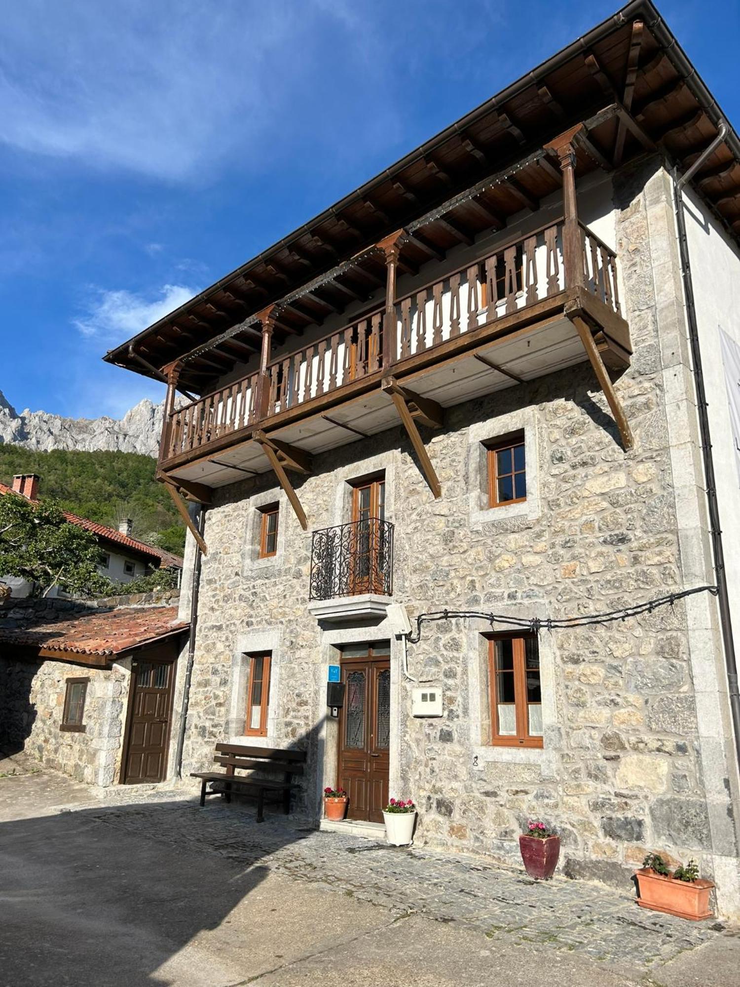 La Balconada De Valdeon Posada De Valdeon Exterior foto